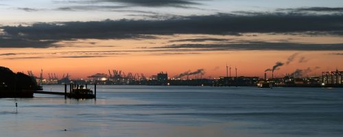Morgenstimmung_Hafen_Hamburg_mit_Blick_über_die_Elbe_03 Therapie Coaching Aufbruchstimmung